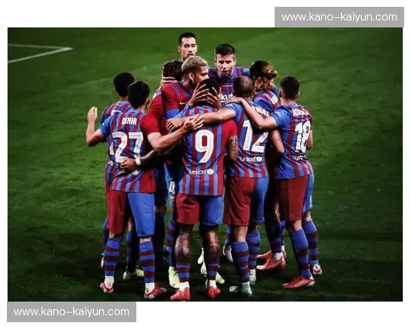 狼堡雄心，南部之王：一场足球盛宴的燃情对决